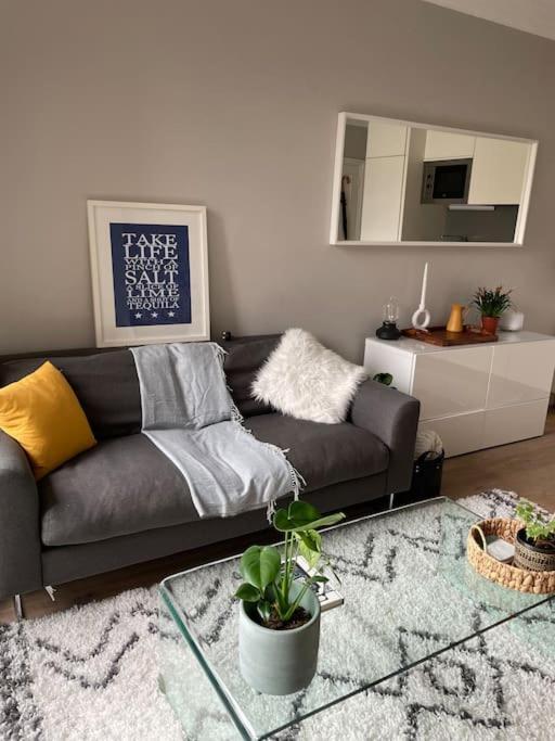 Апартаменты Stunning South Kensington Flat Лондон