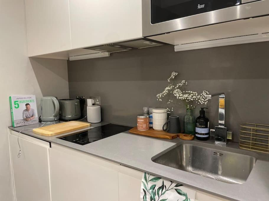 Stunning South Kensington Flat Лондон
