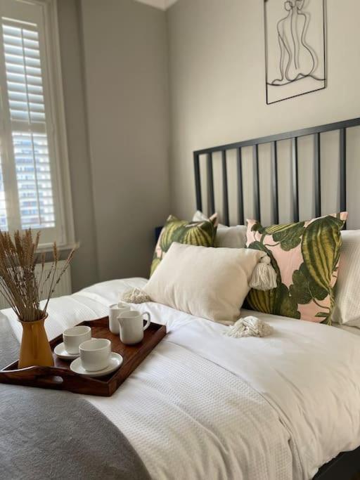 Stunning South Kensington Flat Лондон